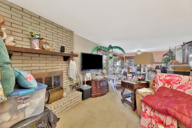 641 N Woodlawn #12, Wichita, KS 67208