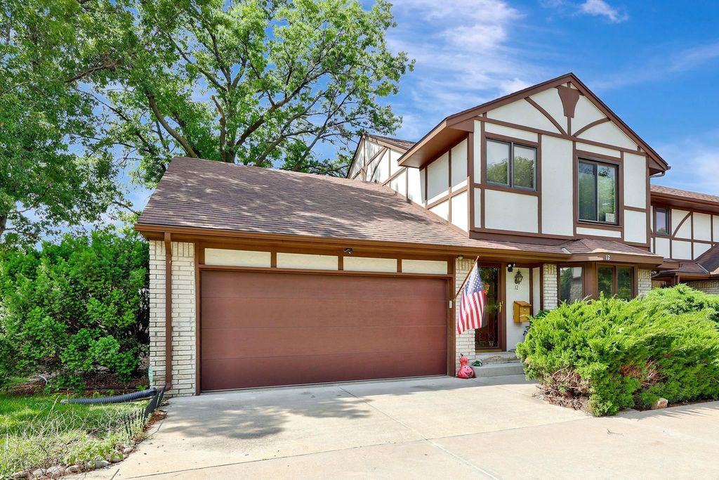 641 N Woodlawn #12, Wichita, KS 67208