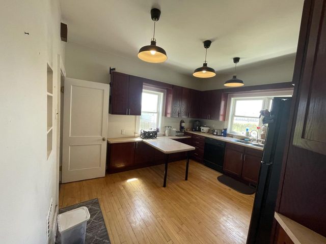 7605 22nd AVENUE, Kenosha, WI 53143