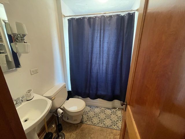 7605 22nd AVENUE, Kenosha, WI 53143