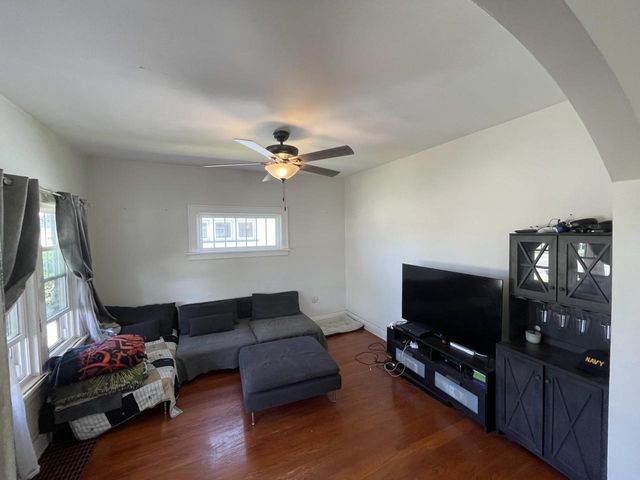7605 22nd AVENUE, Kenosha, WI 53143