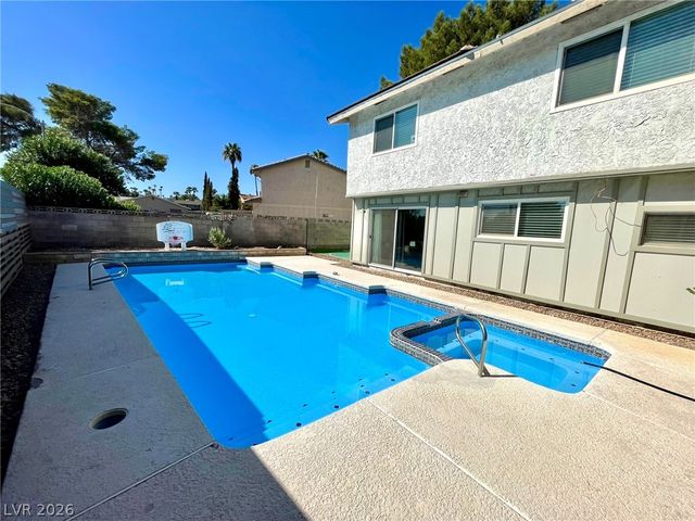 2246 Windsor Drive, Henderson, NV 89014