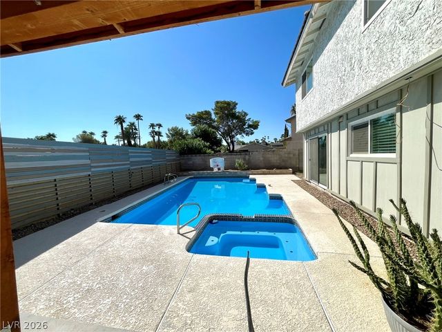 2246 Windsor Drive, Henderson, NV 89014