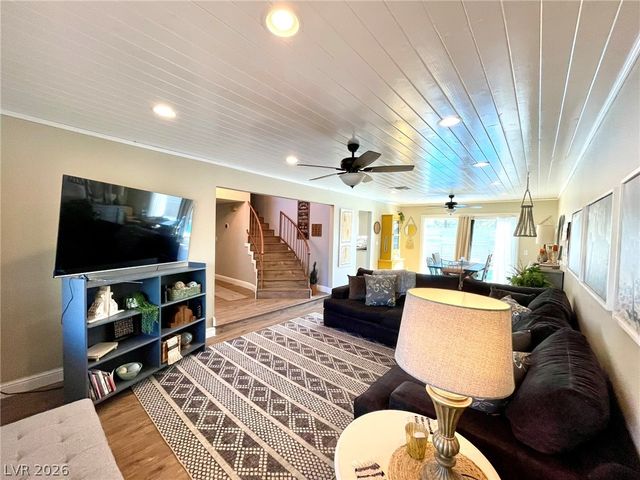 2246 Windsor Drive, Henderson, NV 89014
