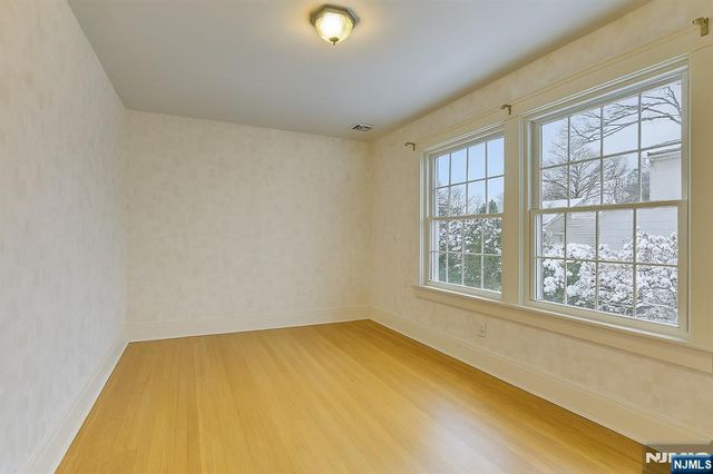 314 Knickerbocker Road, Tenafly, NJ 07670