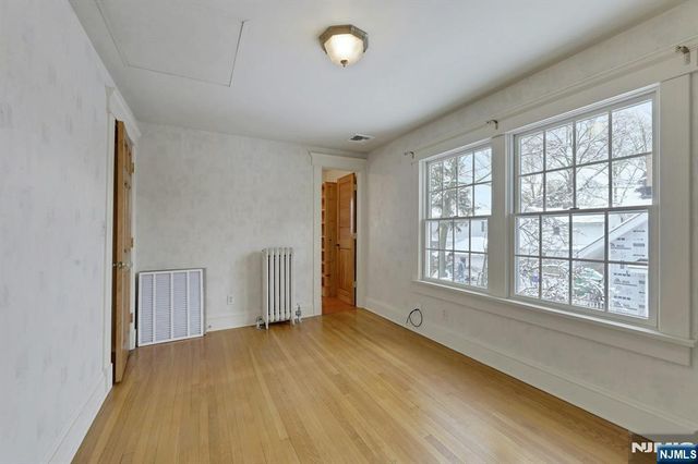 314 Knickerbocker Road, Tenafly, NJ 07670