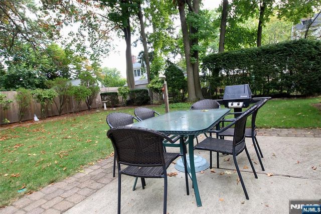 314 Knickerbocker Road, Tenafly, NJ 07670