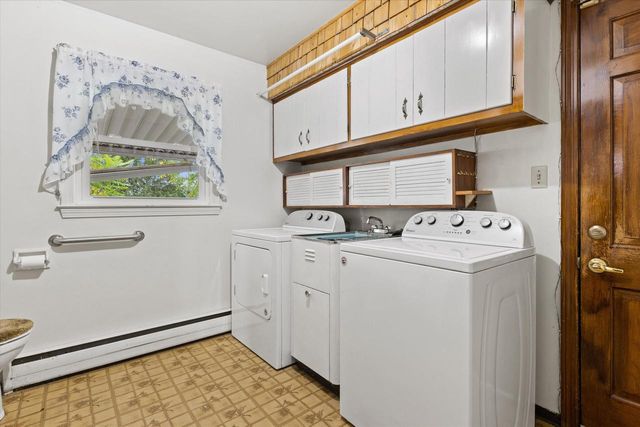 9370 S 46th STREET, Franklin, WI 53132