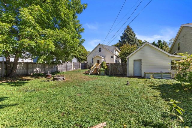 9370 S 46th STREET, Franklin, WI 53132