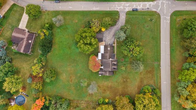 9370 S 46th STREET, Franklin, WI 53132