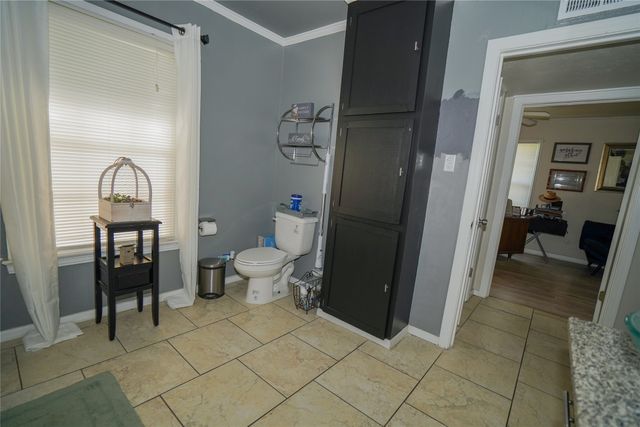 2026 S Hampton Road, Glenn Heights, TX 75154