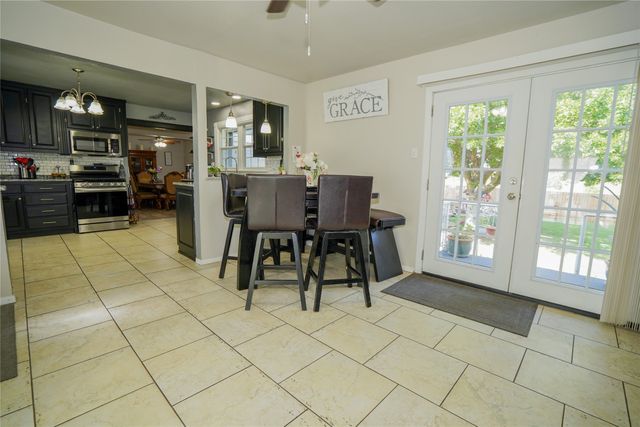 2026 S Hampton Road, Glenn Heights, TX 75154