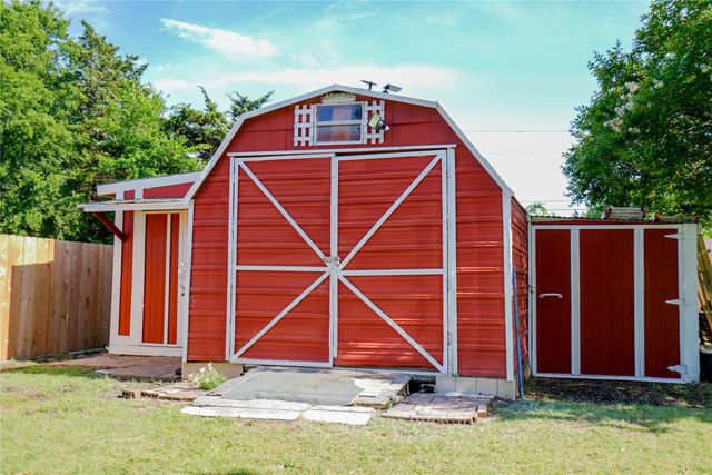 2026 S Hampton Road, Glenn Heights, TX 75154