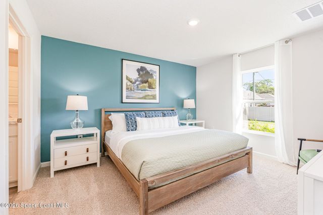 260 Halloran Street SE, Palm Bay, FL 32909