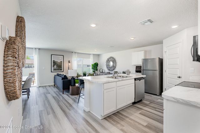 260 Halloran Street SE, Palm Bay, FL 32909