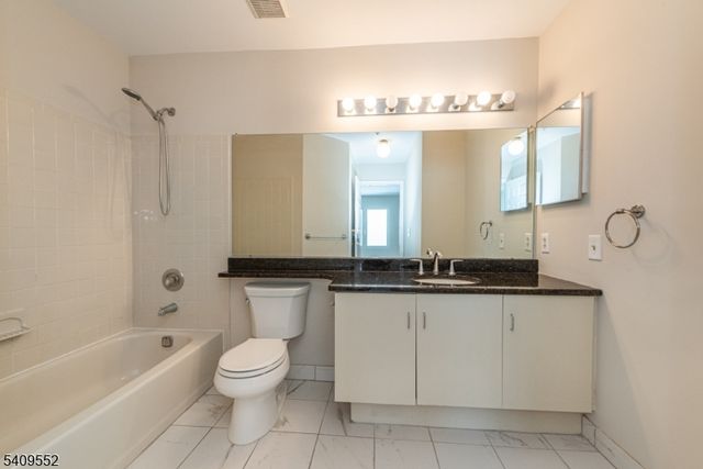 206 Potomac Dr, Bernards Twp., NJ 07920