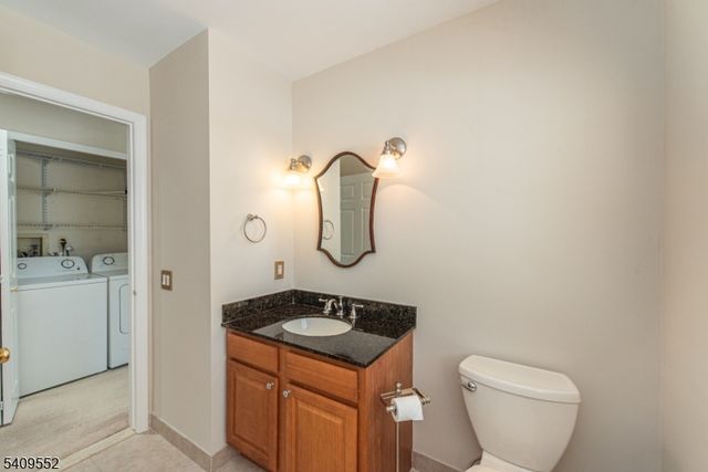 206 Potomac Dr, Bernards Twp., NJ 07920