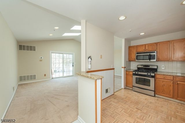 206 Potomac Dr, Bernards Twp., NJ 07920