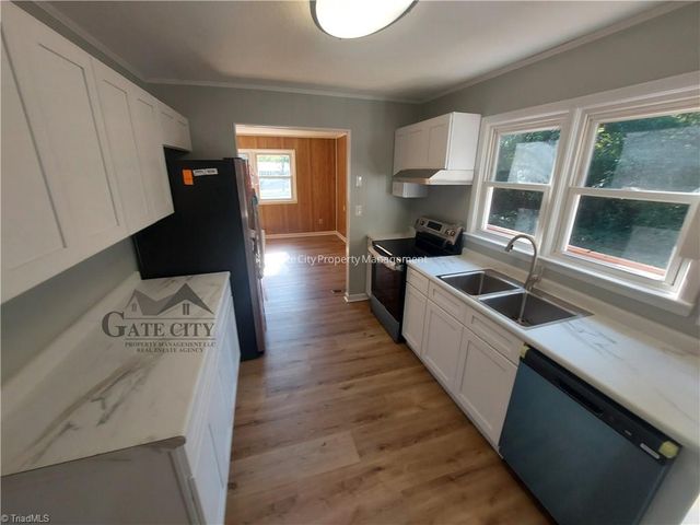 3205 Pine Valley Road, High Point, NC 27265