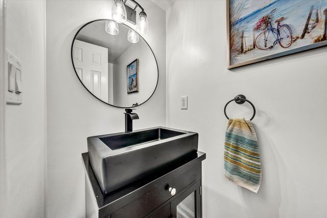 4717 Wembley PL, Roanoke, VA 24018
