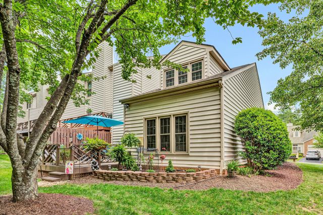 4717 Wembley PL, Roanoke, VA 24018