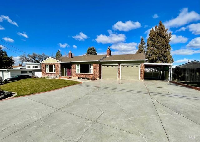 6414 W Randolph Dr, Boise, ID 83709