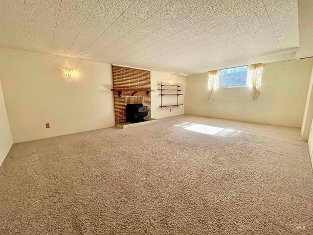 6414 W Randolph Dr, Boise, ID 83709