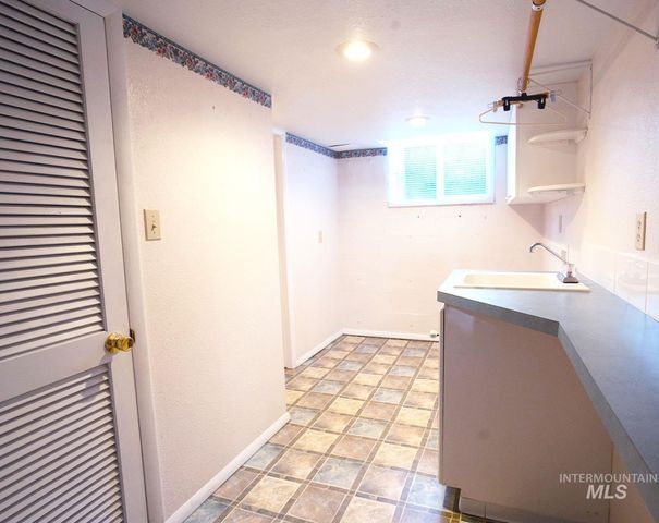 6414 W Randolph Dr, Boise, ID 83709