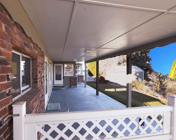 6414 W Randolph Dr, Boise, ID 83709