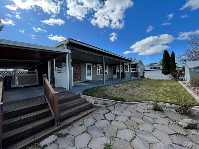 6414 W Randolph Dr, Boise, ID 83709