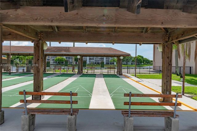 13255 SW 9th Ct 413G, Pembroke Pines, FL 33027