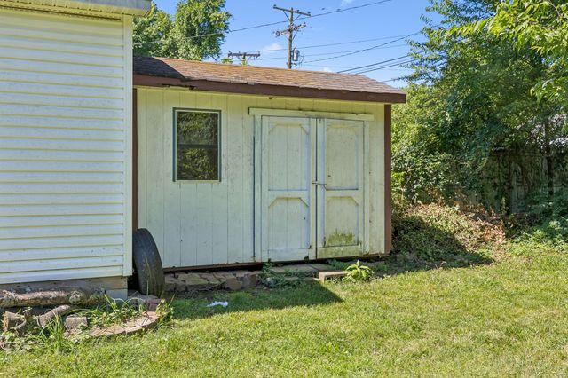 927 Goodbar Dr, Nashville, TN 37217