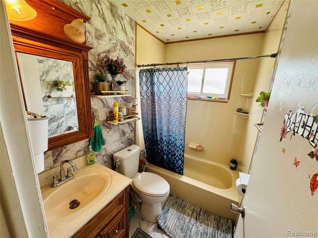 33564 Vista Way Way, Fraser, MI 48026