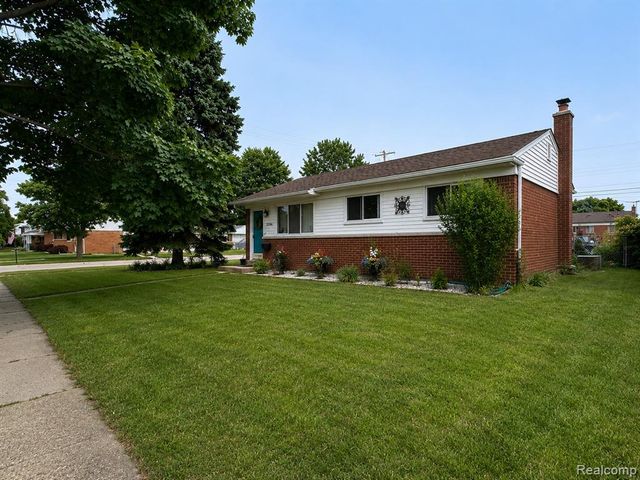 33564 Vista Way Way, Fraser, MI 48026