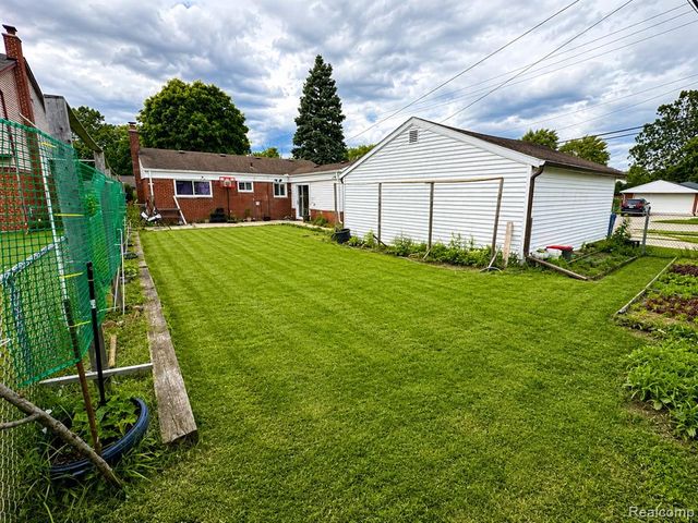 33564 Vista Way Way, Fraser, MI 48026