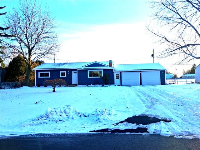 97 Crimson Bramble Road, Henrietta, NY 14623