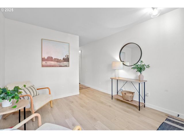 13419 Se PIPER Dr, Happy Valley, OR 97086