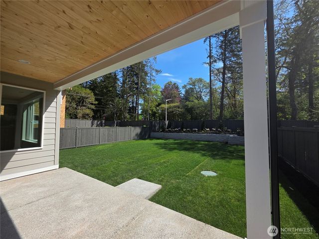 11225 79th Avenue Ct SW, Lakewood, WA 98498