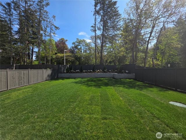 11225 79th Avenue Ct SW, Lakewood, WA 98498