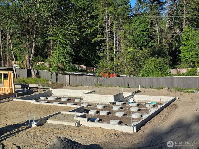 11225 79th Avenue Ct SW, Lakewood, WA 98498