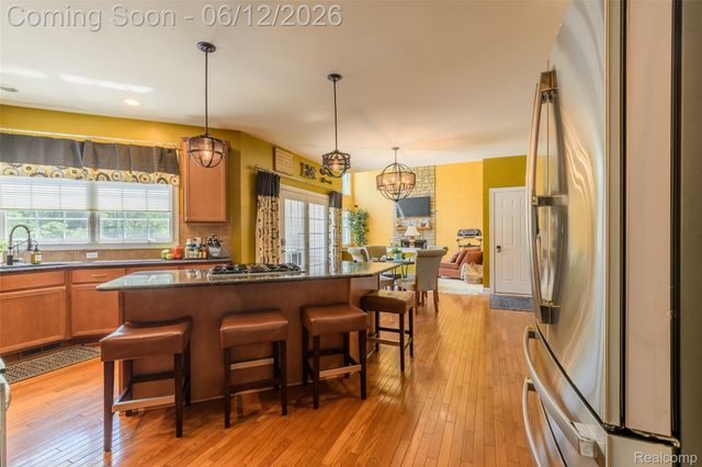 1976 Scenic Drive, Milford Charter Township, MI 48380