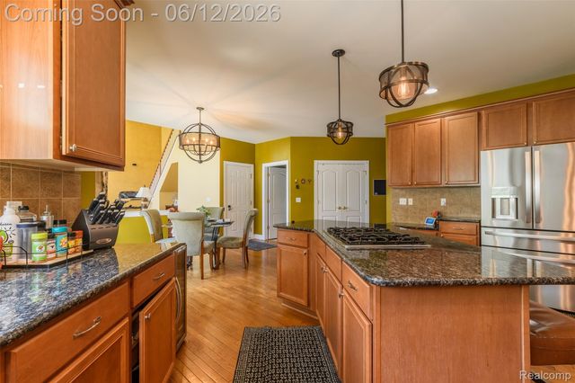 1976 Scenic Drive, Milford Charter Township, MI 48380