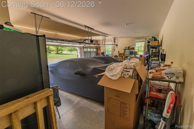 1976 Scenic Drive, Milford Charter Township, MI 48380