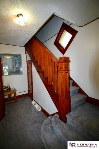 611 Juniper Avenue, Crete, NE 68333