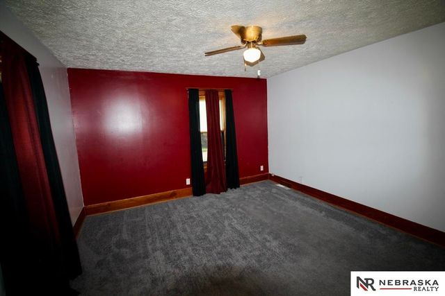 611 Juniper Avenue, Crete, NE 68333