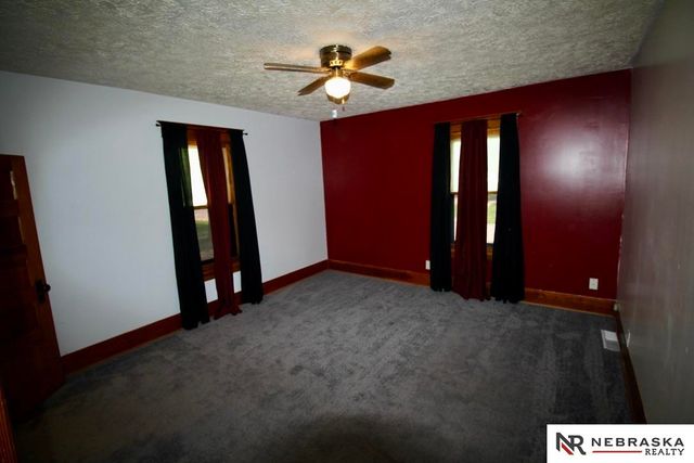 611 Juniper Avenue, Crete, NE 68333