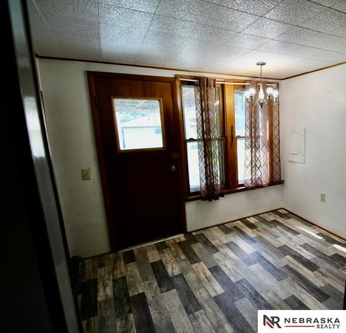 611 Juniper Avenue, Crete, NE 68333