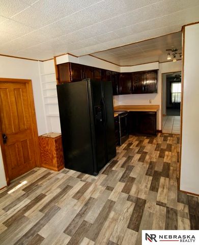 611 Juniper Avenue, Crete, NE 68333