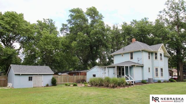 611 Juniper Avenue, Crete, NE 68333