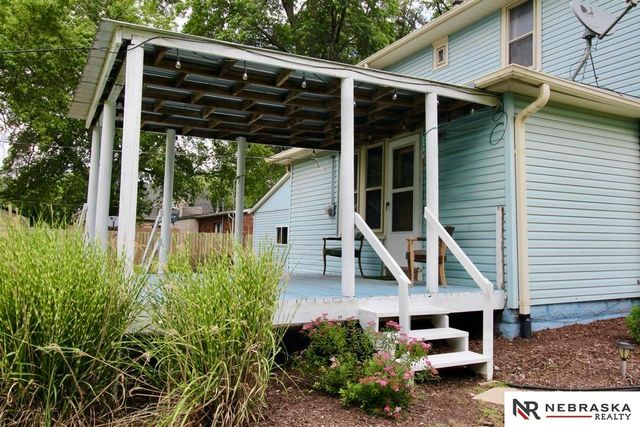 611 Juniper Avenue, Crete, NE 68333